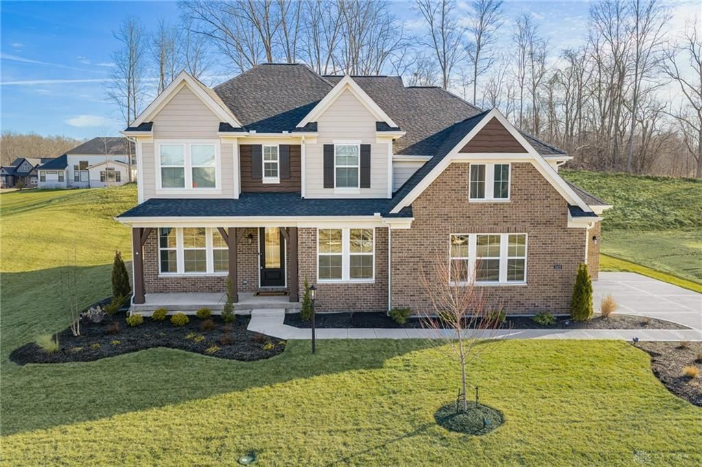 2425 Bent Grass Drive, Beavercreek, OH 45431 Main Photo