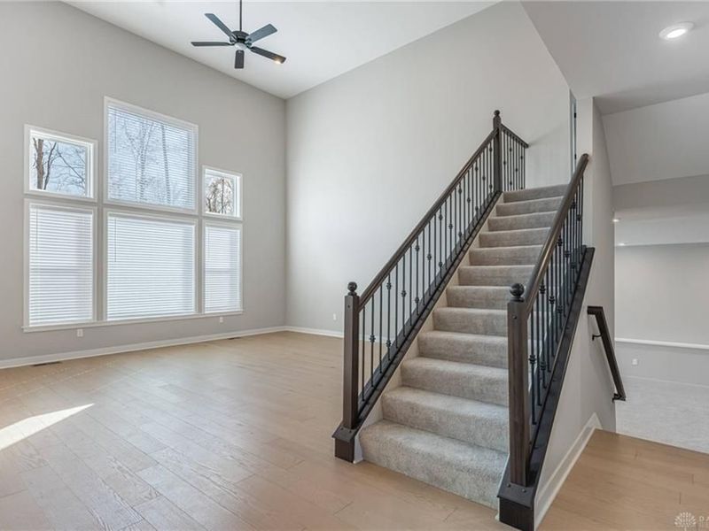 2425 Bent Grass Drive, Beavercreek, OH 45431 Photo 2