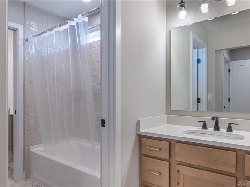 2425 Bent Grass Drive, Beavercreek, OH 45431 Photo 32