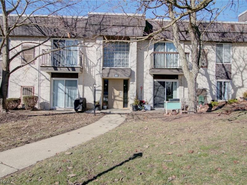 8507 N Akins Road , North Royalton, OH 44133 Photo 1