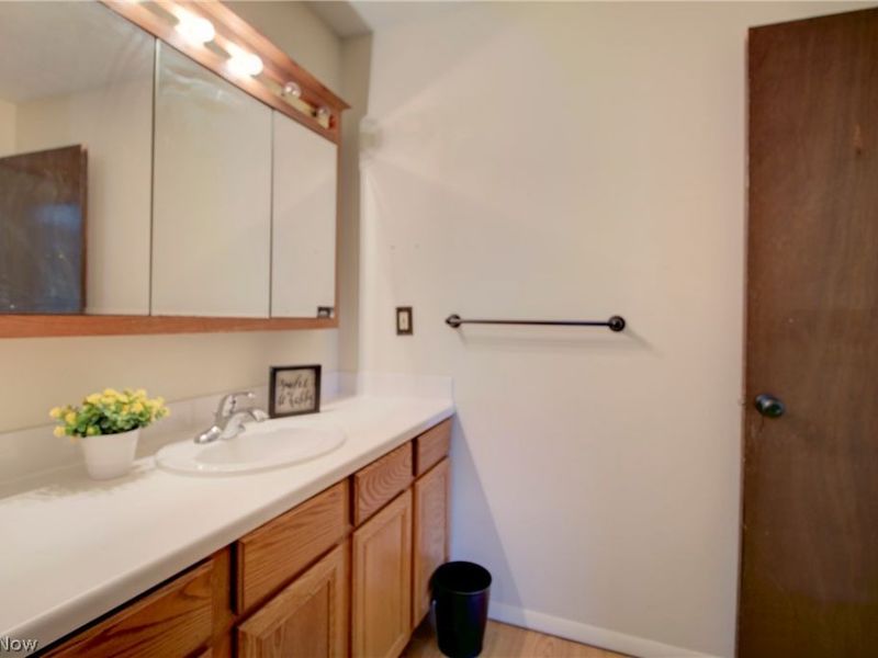 8507 N Akins Road , North Royalton, OH 44133 Photo 11