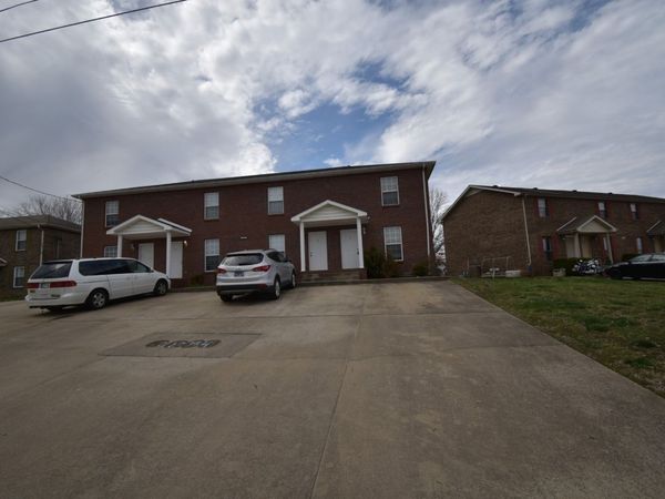 362 Peabody Dr, Unit 4, Clarksville, TN 37042