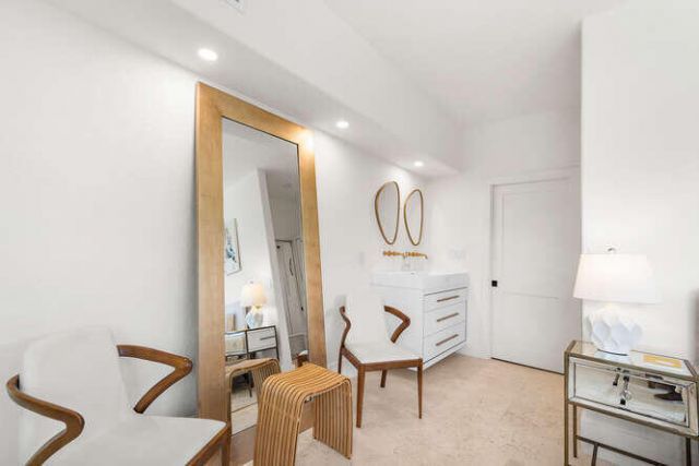 7820 Hawthorne Avenue, Miami Beach, FL 33141 Photo