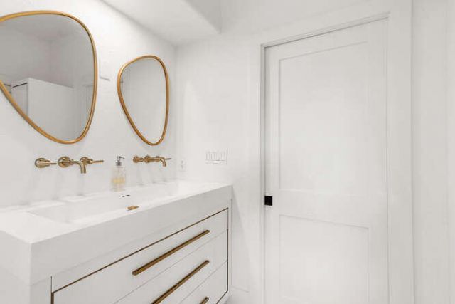 7820 Hawthorne Avenue, Miami Beach, FL 33141 Photo