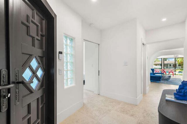 7820 Hawthorne Avenue, Miami Beach, FL 33141 Photo