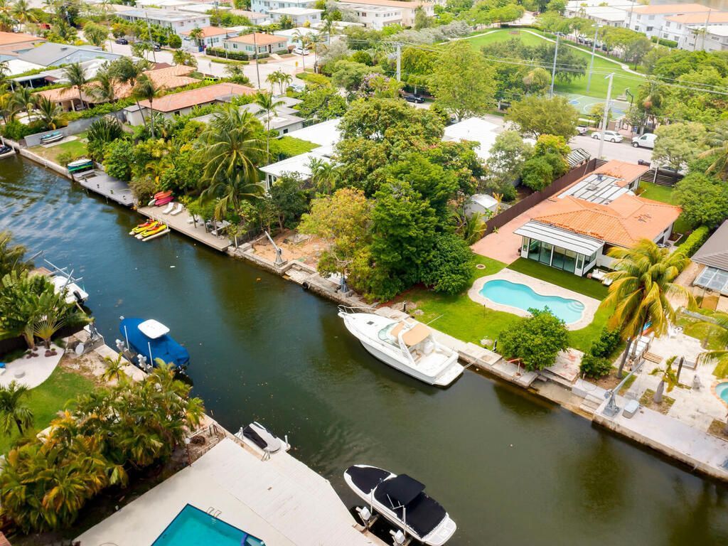 7820 Hawthorne Avenue, Miami Beach, FL 33141 Photo