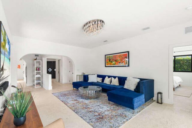 7820 Hawthorne Avenue, Miami Beach, FL 33141 Photo