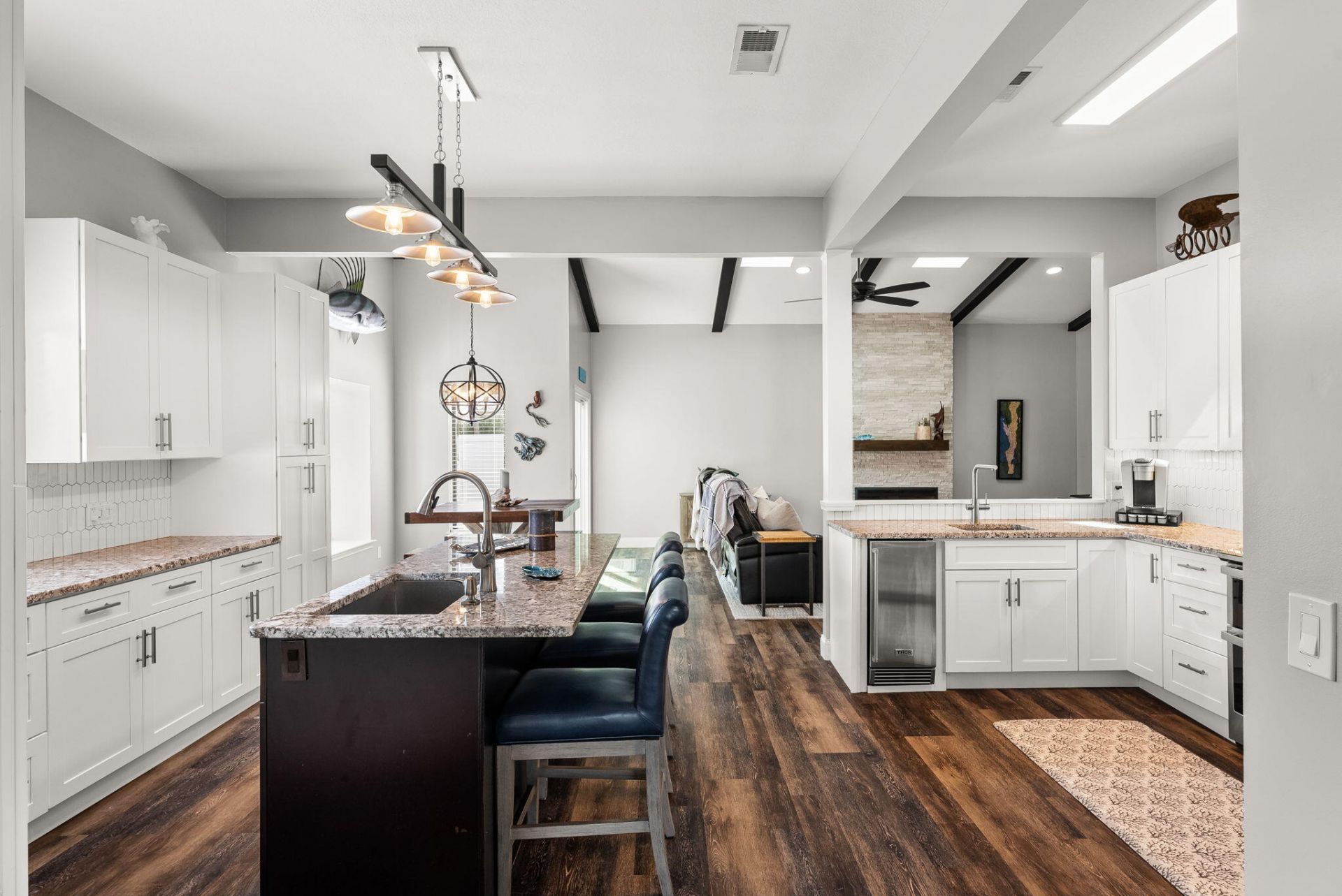 374 Wahoo Road, Panama City Beach, FL 32408 Photo