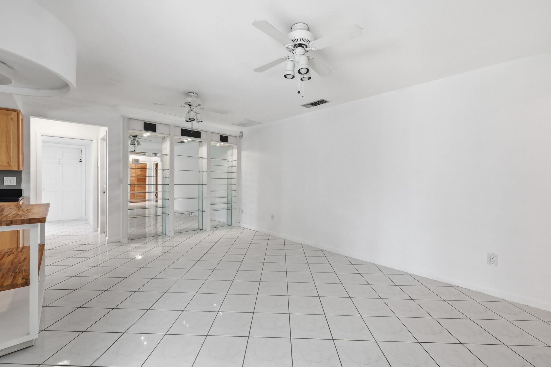 9696 Honeysuckle Avenue, Palm Beach Gardens, FL 33410 Photo