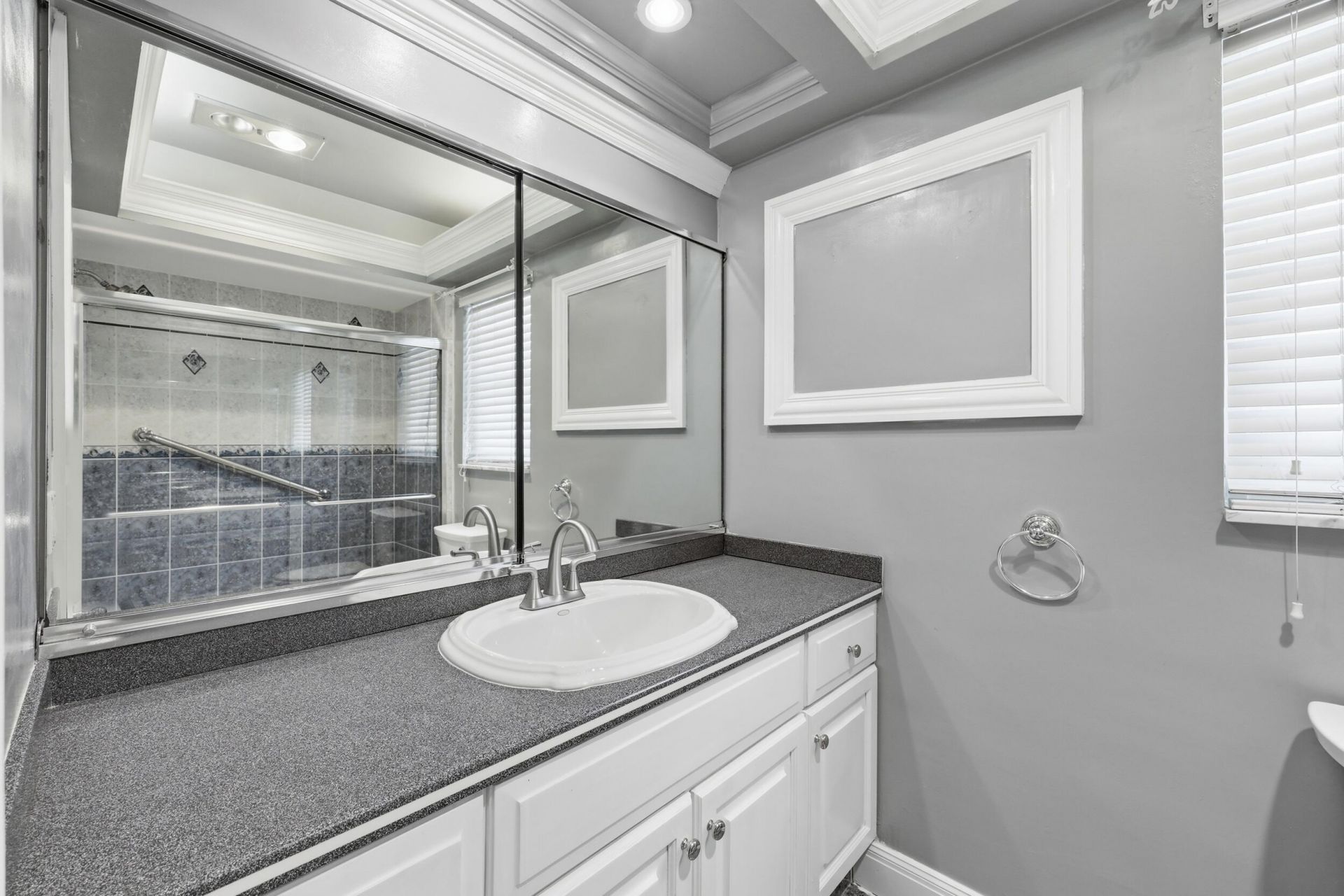 9696 Honeysuckle Avenue, Palm Beach Gardens, FL 33410 Photo