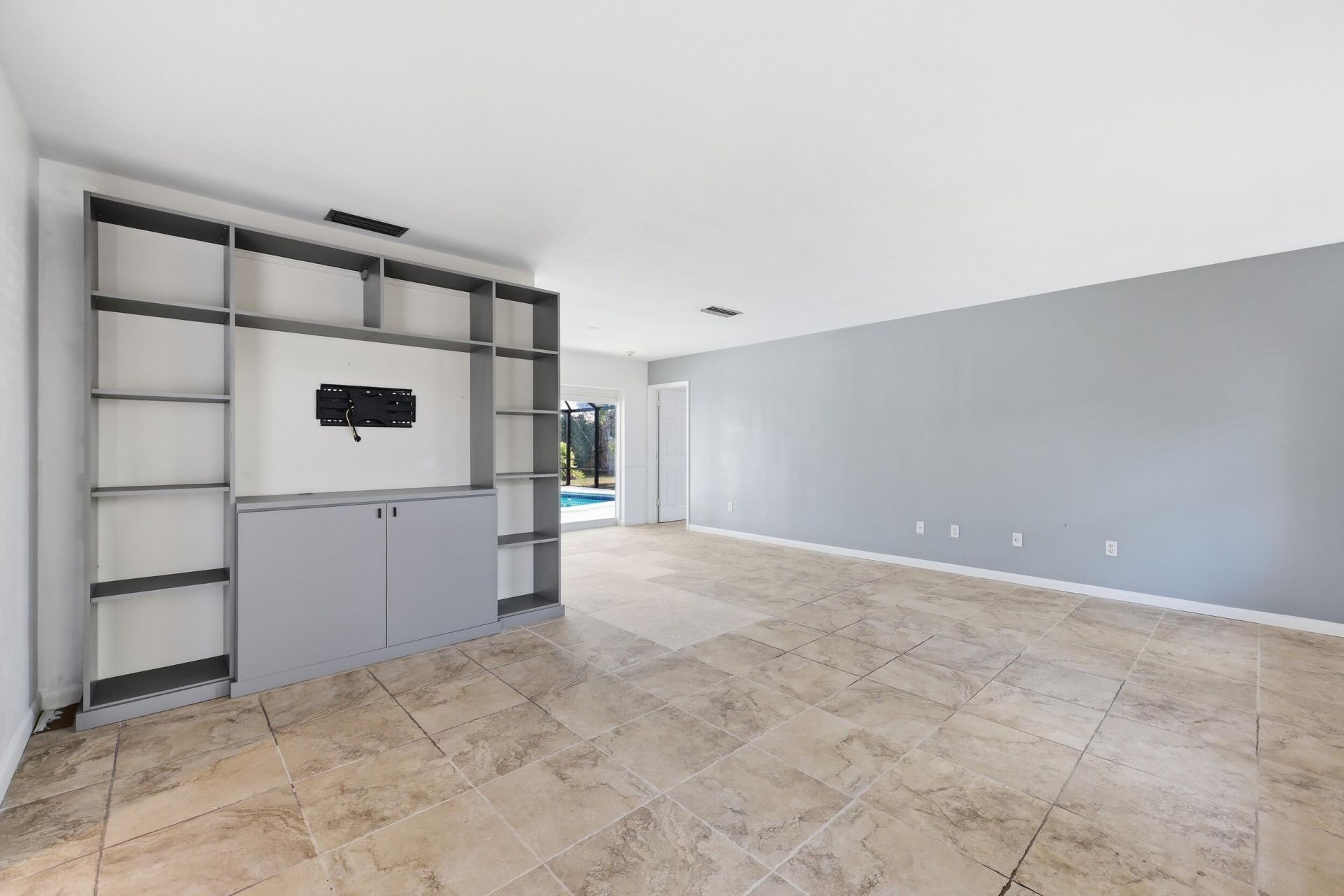 9696 Honeysuckle Avenue, Palm Beach Gardens, FL 33410 Photo