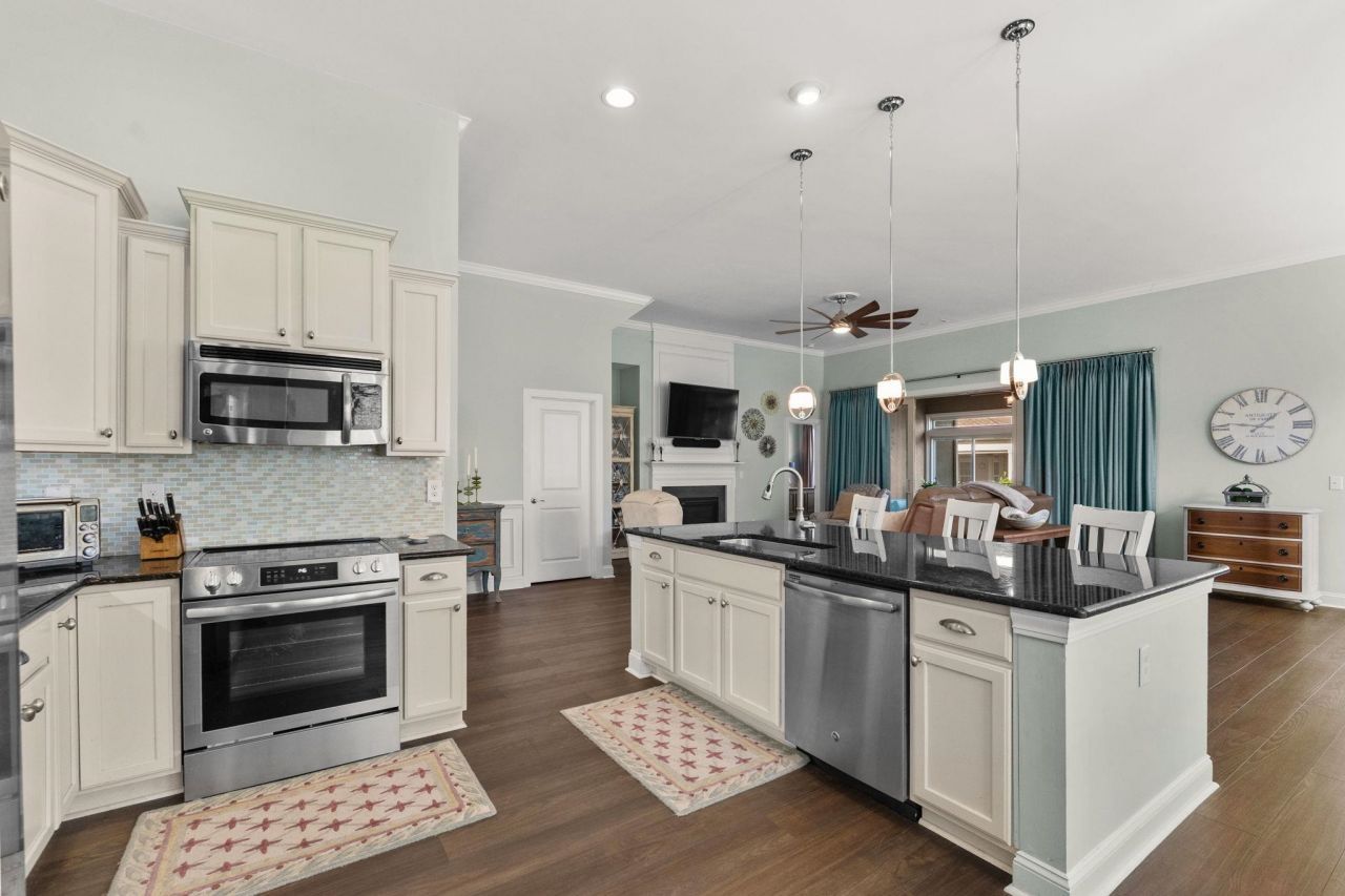 2317 Via Palma Dr.  Photo 19