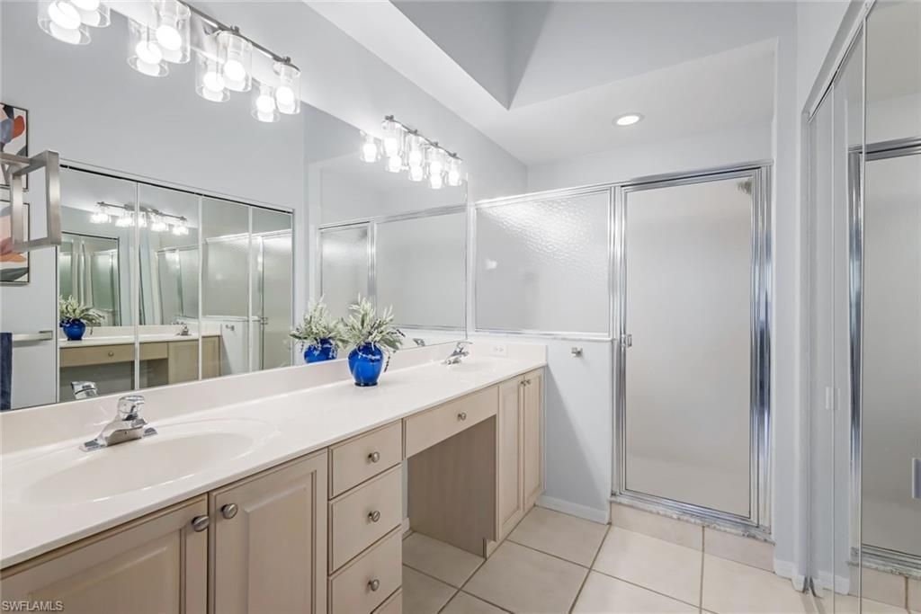 5360 Andover Dr, Unit 202, Naples, FL 34110 Photo