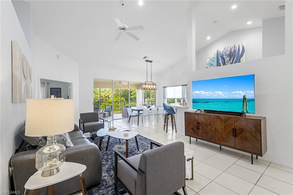 5360 Andover Dr, Unit 202, Naples, FL 34110 Photo
