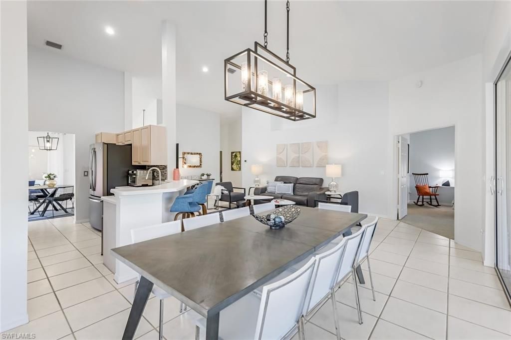 5360 Andover Dr, Unit 202, Naples, FL 34110 Photo