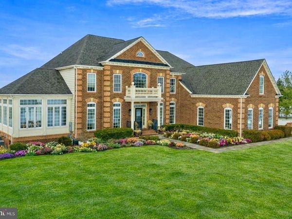 132 PARSONS LANE, NEWTOWN, PA 18940