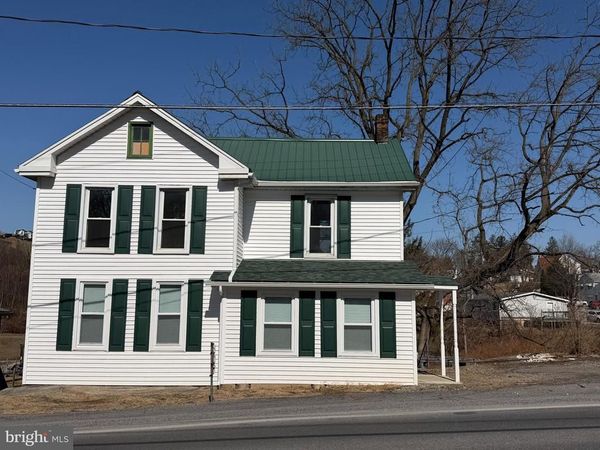 807 W MAIN STREET , WAYNESBORO, PA 17268