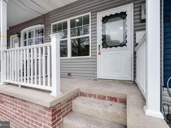 724 E CENTRE STREET, MAHANOY CITY, PA 17948
