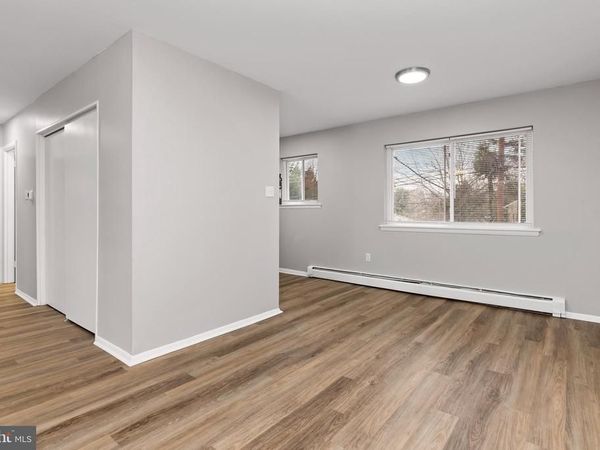 3800 ELMERTON AVENUE , HARRISBURG, PA 17109