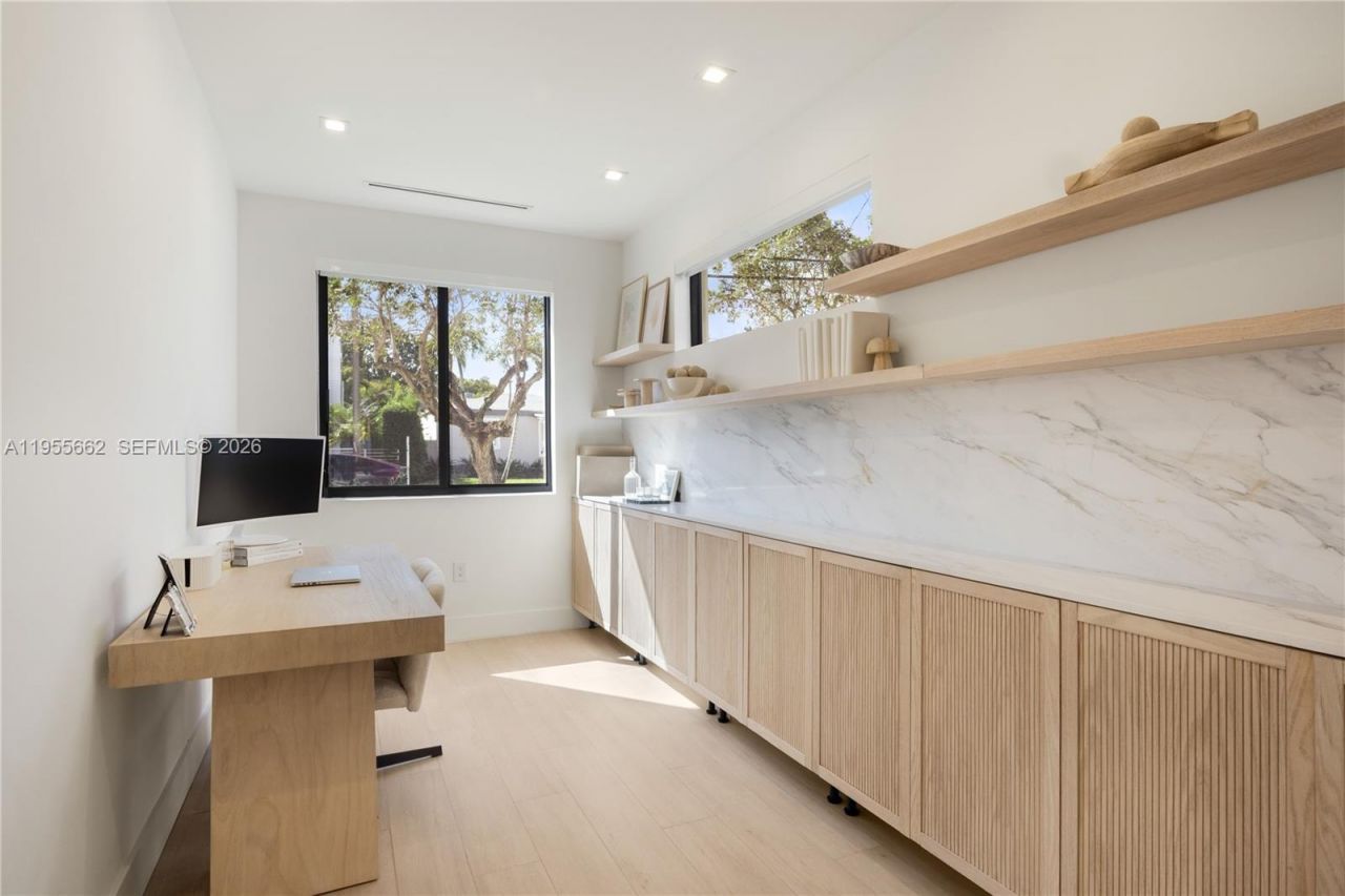 3067 SW 21st Ter, Unit 3067, Miami, FL 33145 Photo