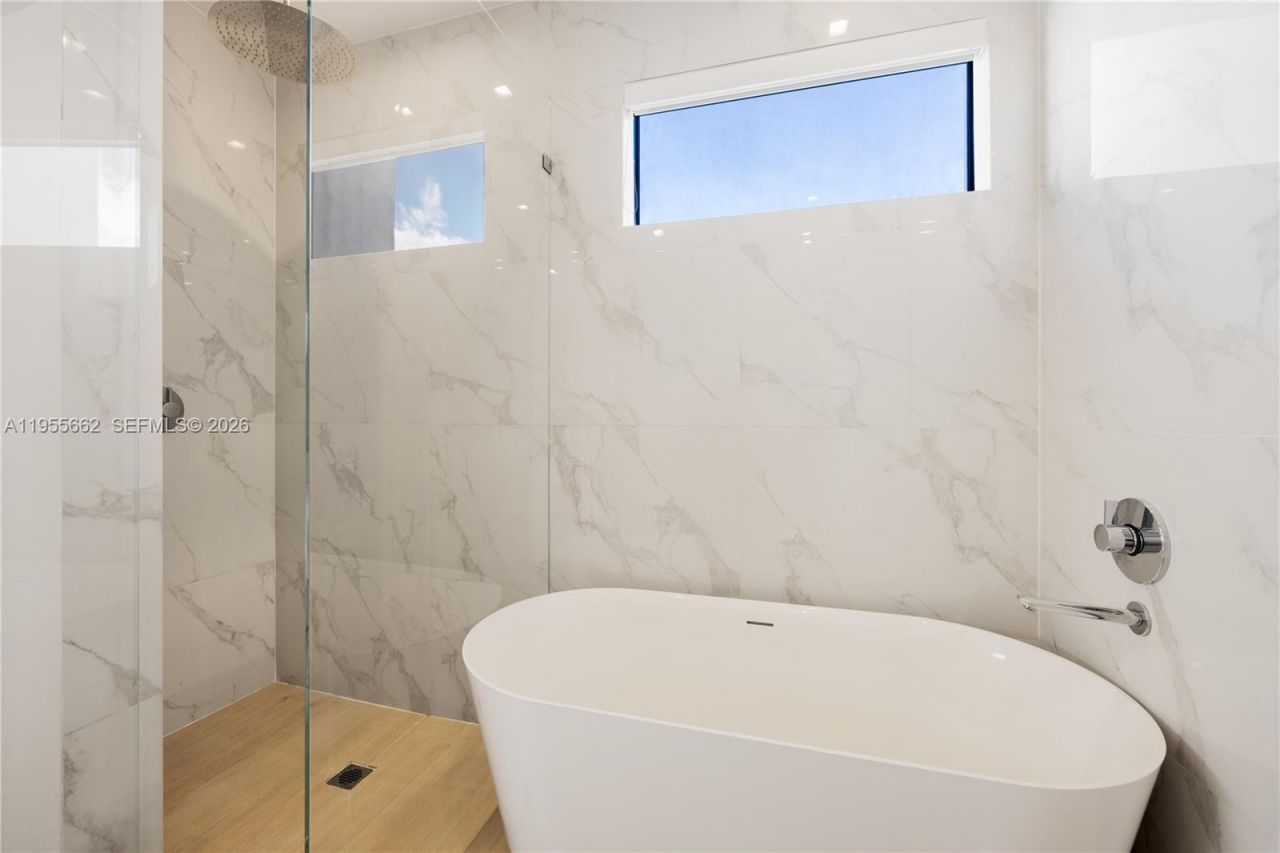 3067 SW 21st Ter, Unit 3067, Miami, FL 33145 Photo