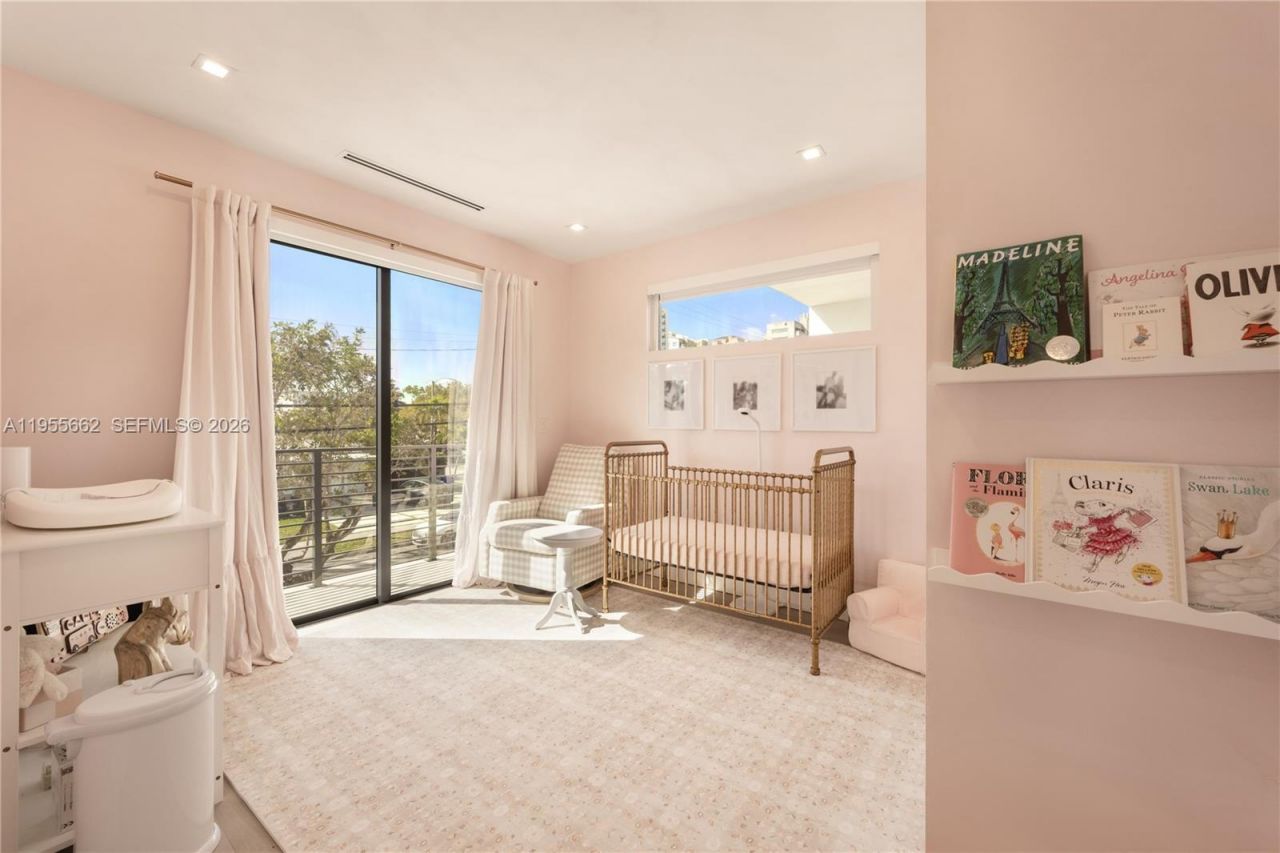 3067 SW 21st Ter, Unit 3067, Miami, FL 33145 Photo