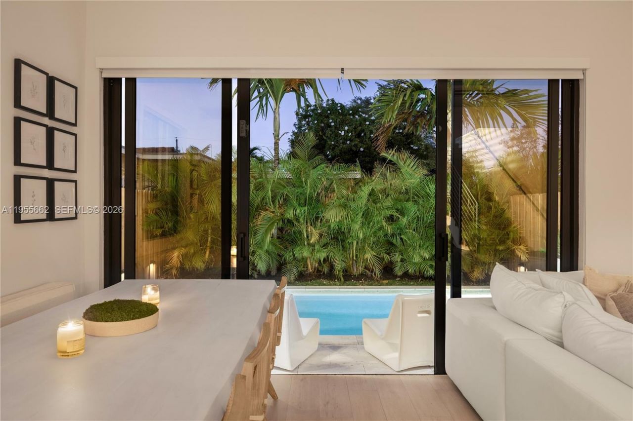 3067 SW 21st Ter, Unit 3067, Miami, FL 33145 Photo