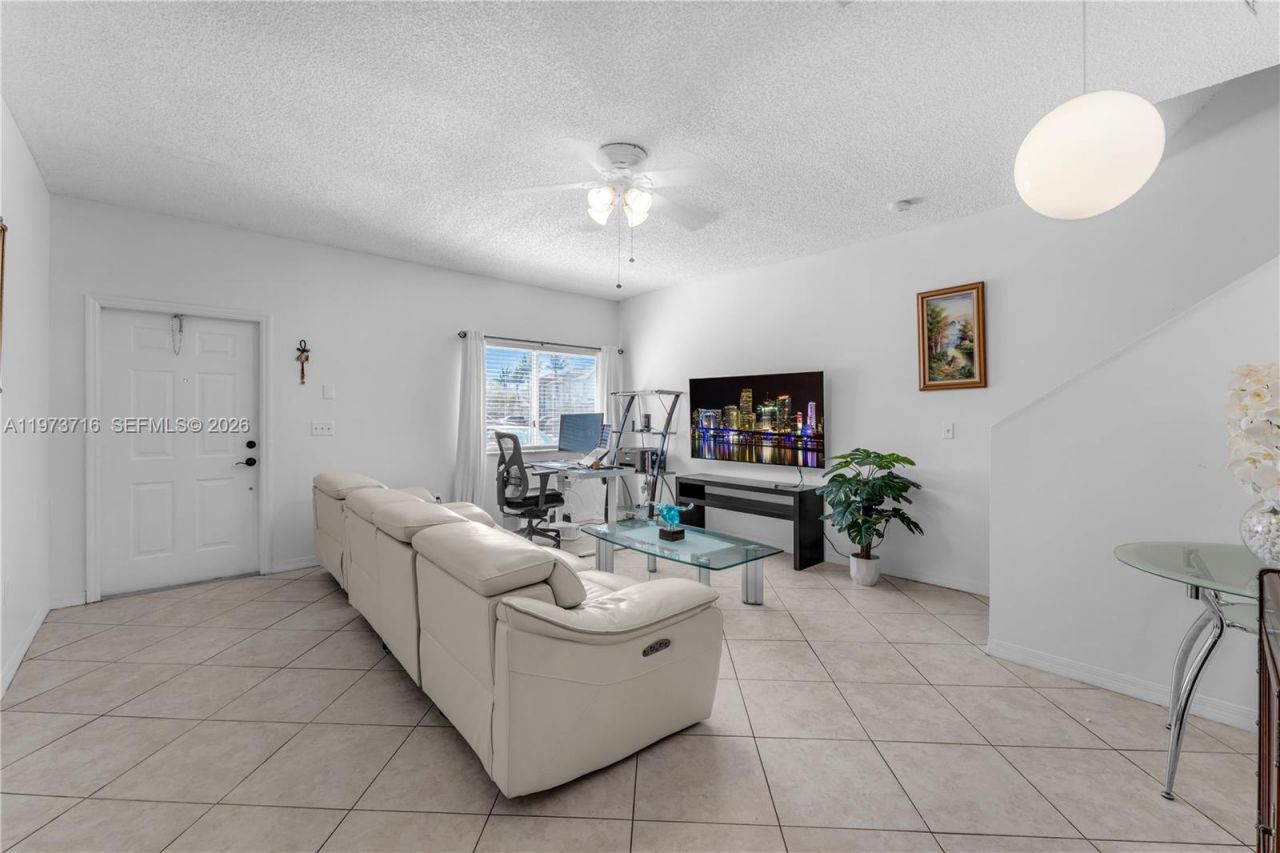 2245 SE 25th Ave , Unit 2245, Homestead, FL 33035 Photo