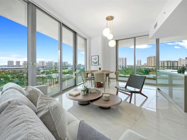 18975 Collins Ave , Unit 605, Sunny Isles Beach, FL 33160