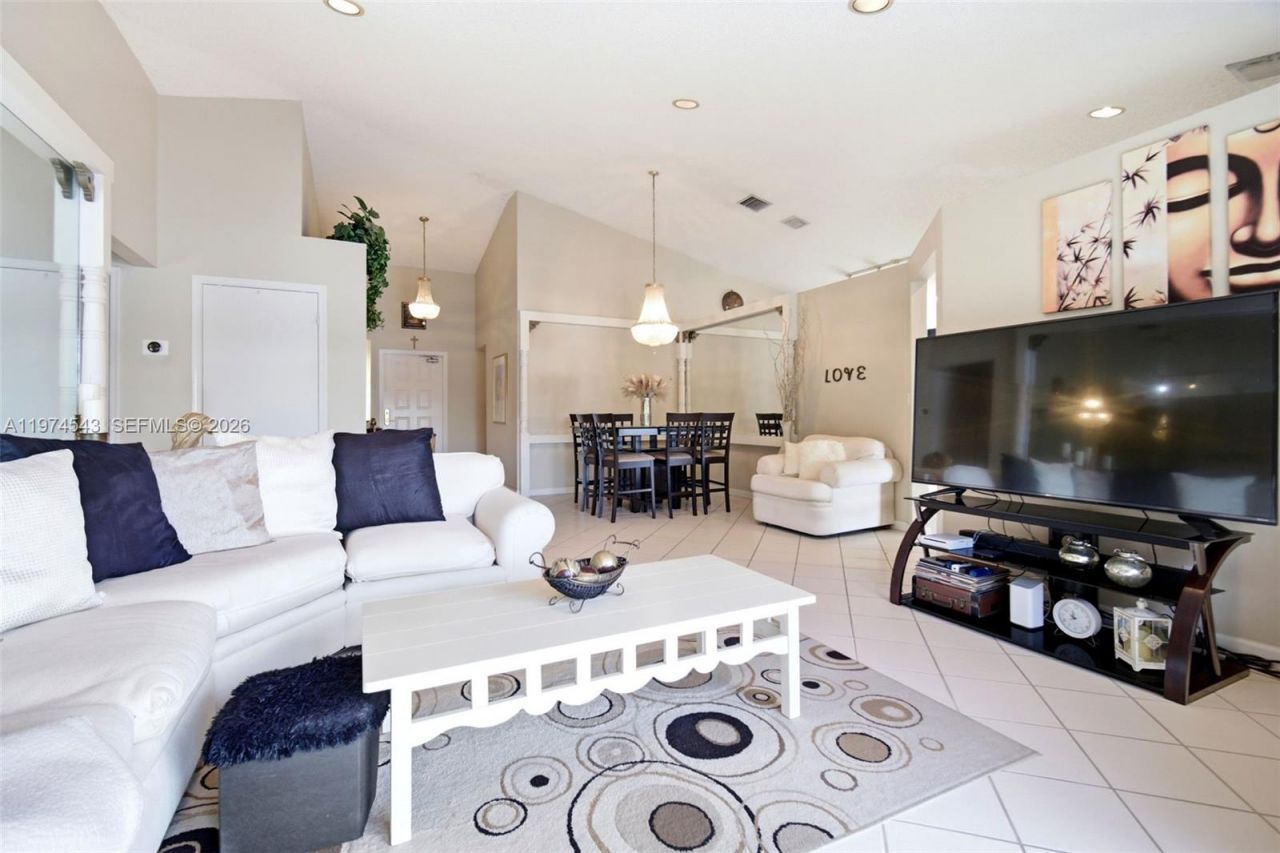 9440 SW 18th St, Miramar, FL 33025 Photo