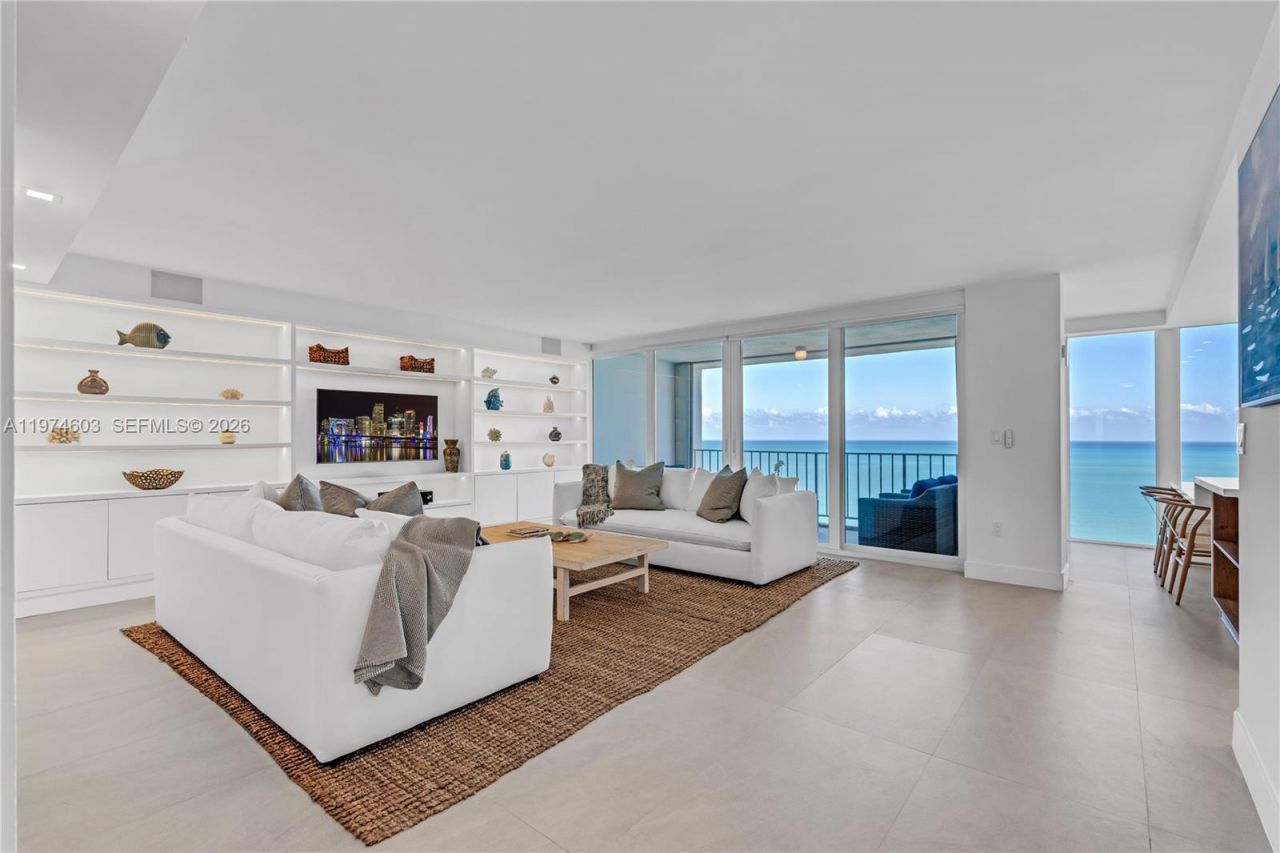 881 Ocean Dr, Unit 27D, Key Biscayne, FL 33149 Main Photo