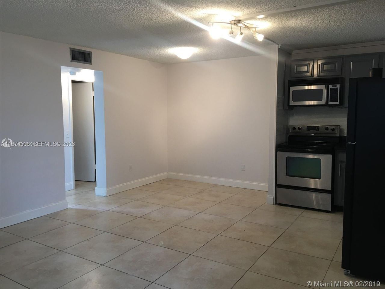 1801 S Treasure Dr, Unit 124, North Bay Village, FL 33141 Photo