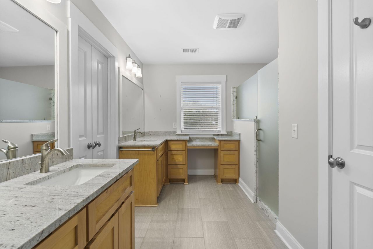 2042 Pinopolis Road Photo 14