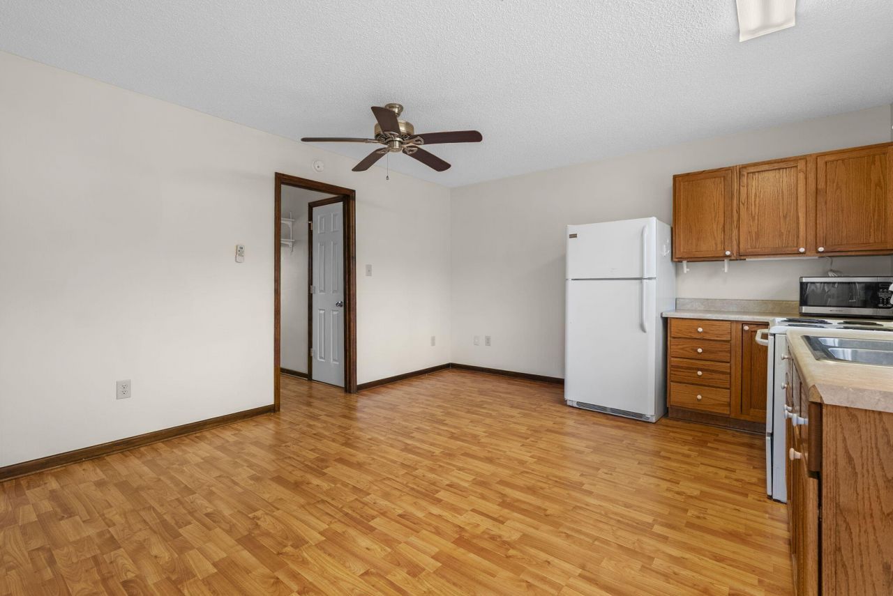 2042 Pinopolis Road Photo 31