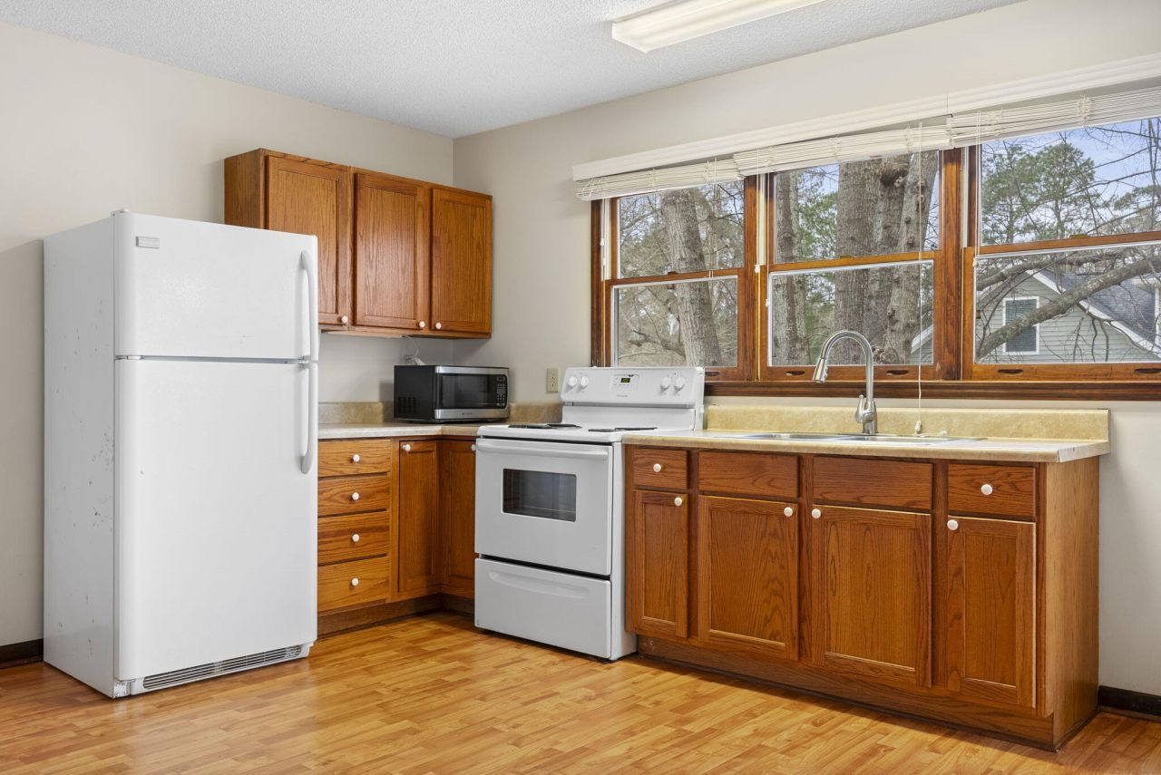 2042 Pinopolis Road Photo 32