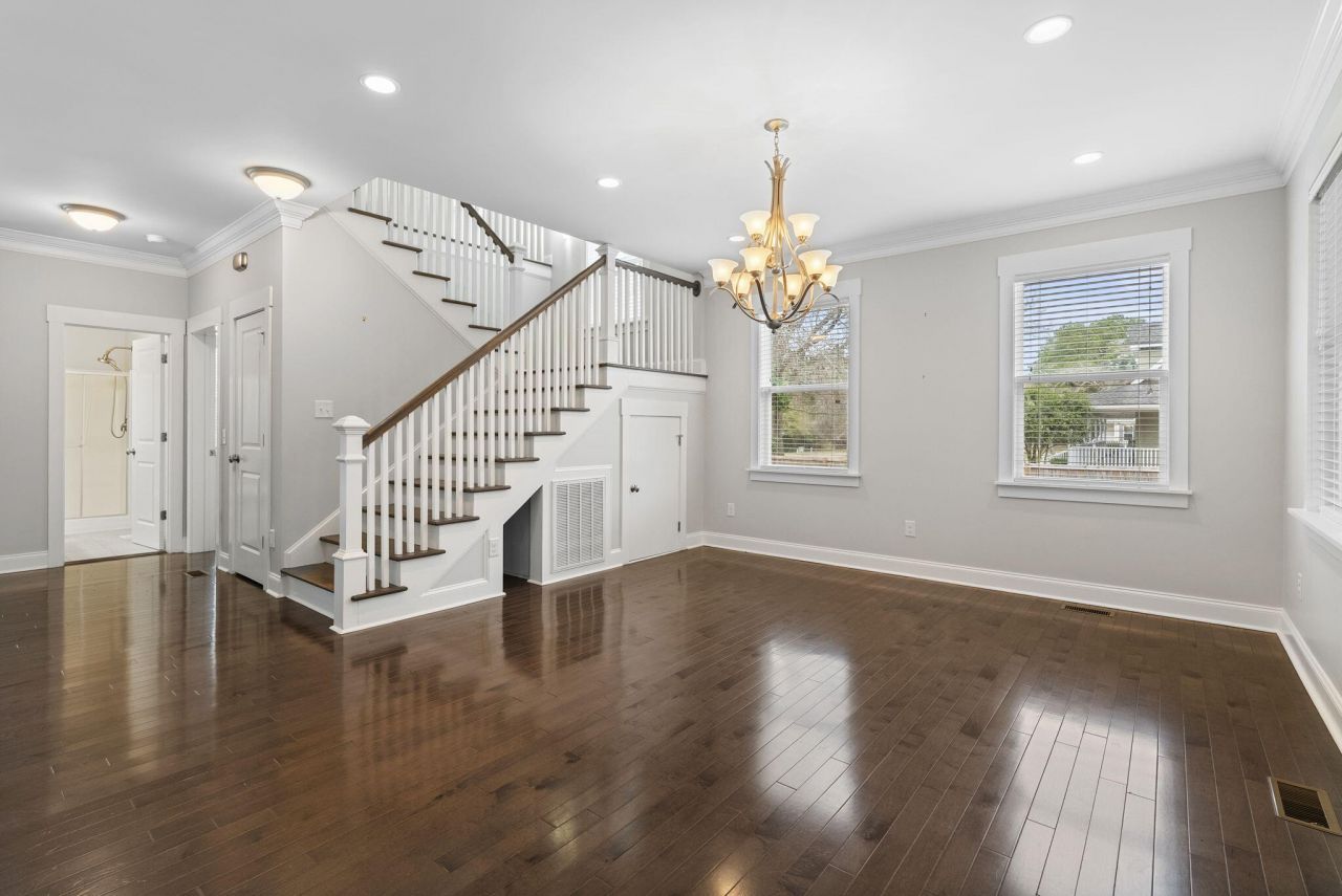 2042 Pinopolis Road Photo 8