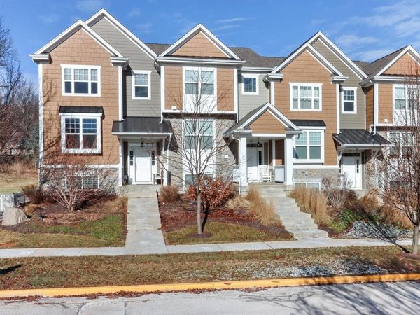 170 3rd AVENUE, Fontana, WI 53125