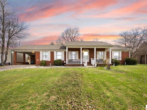 548 Short Cut Road , Horse Cave, KY 42749