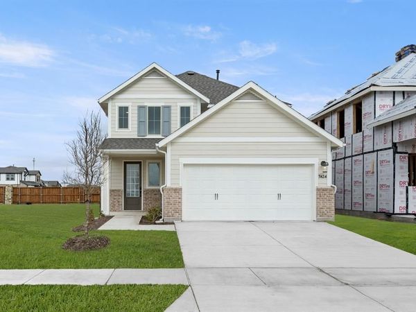 7424 Autumn Hill Drive, Denton, TX 76249