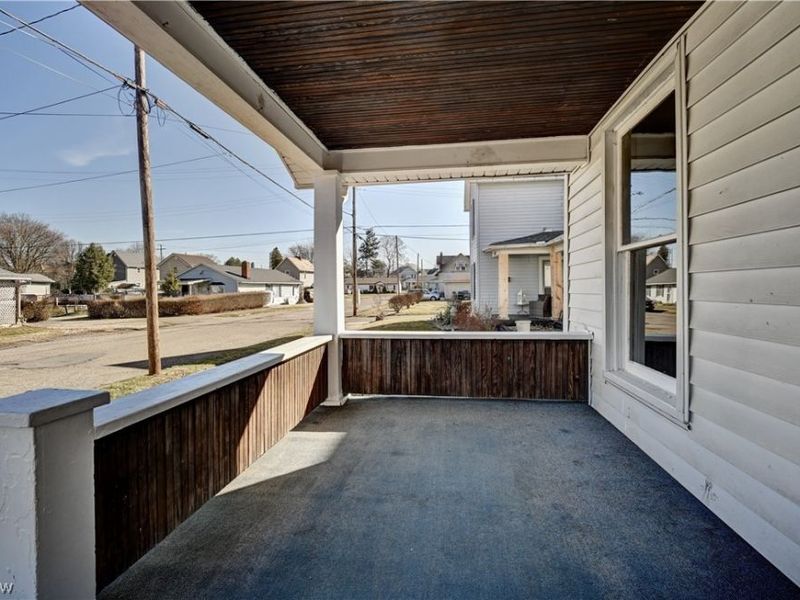 1126 Sherman Avenue , New Philadelphia, OH 44663 Photo 3