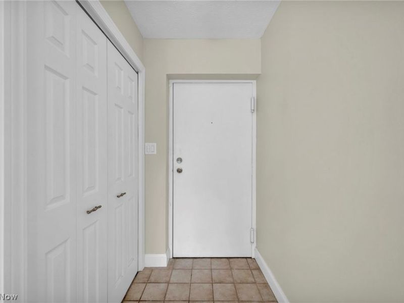 20333 Detroit Road, Unit 406, Rocky River, OH 44116 Photo 5