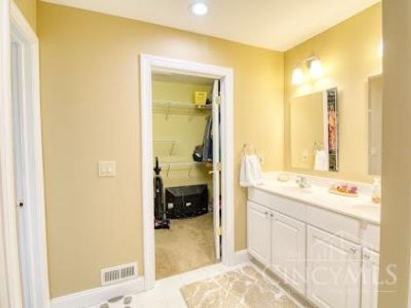 2211 Reeder Road, Blanchester, OH 45107 Photo 27