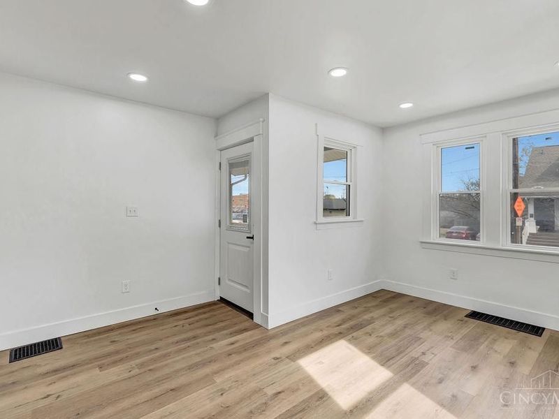 6839 Greismer Avenue, Cincinnati, OH 45239 Photo 6