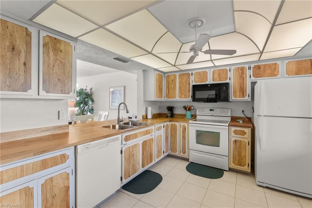 3631 SE 10th Ave, Unit 102, Cape Coral, FL 33904 Photo