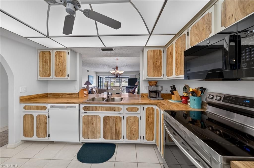 3631 SE 10th Ave, Unit 102, Cape Coral, FL 33904 Photo