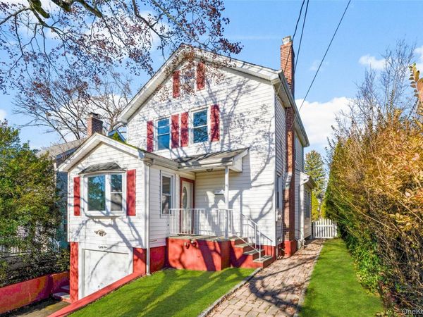 85 Lakeview Avenue , Scarsdale, NY 10583