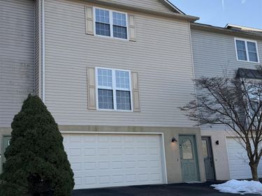 27 Clear Spring Drive, Morgantown, WV 26508
