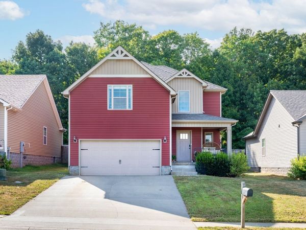 1389 Abby Lou Dr , Clarksville, TN 37040