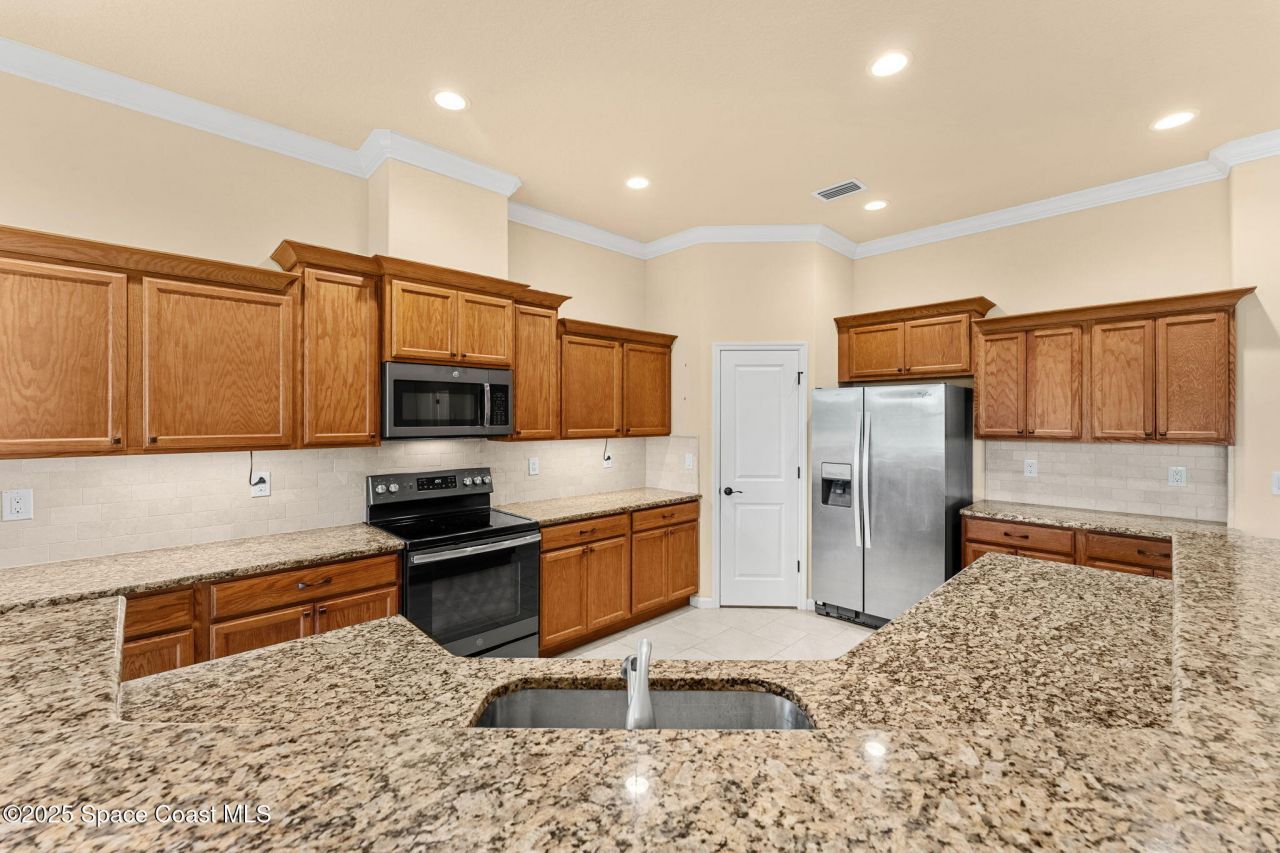 3720 Alamanda Key Drive , Melbourne, FL 32901 Photo