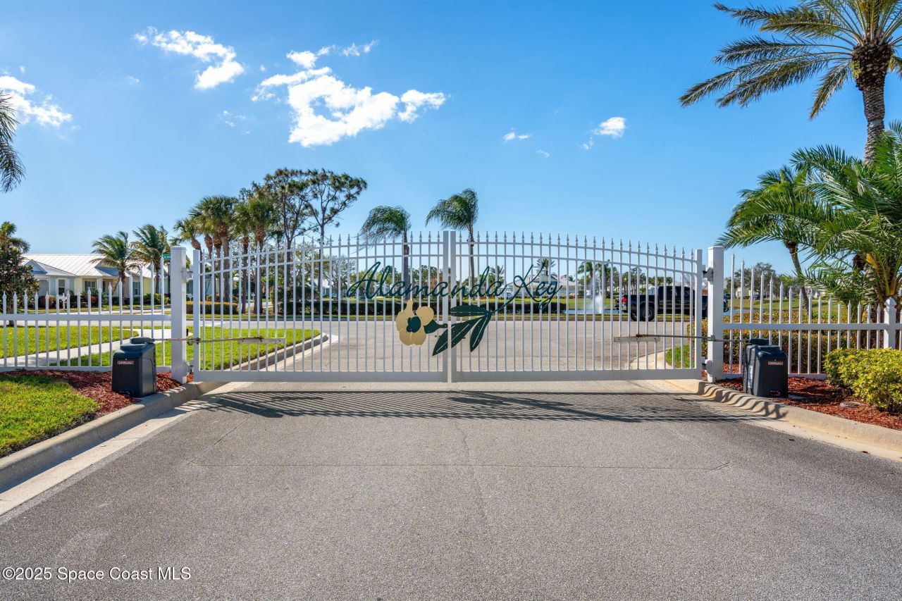 3720 Alamanda Key Drive , Melbourne, FL 32901 Photo